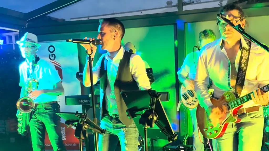 Music2Dance live bei einem Auftritt