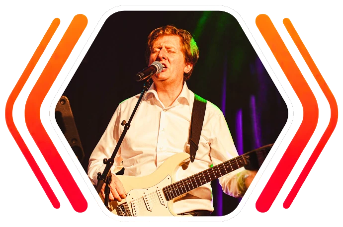 Andreas „Andi“ Stocker am Bass